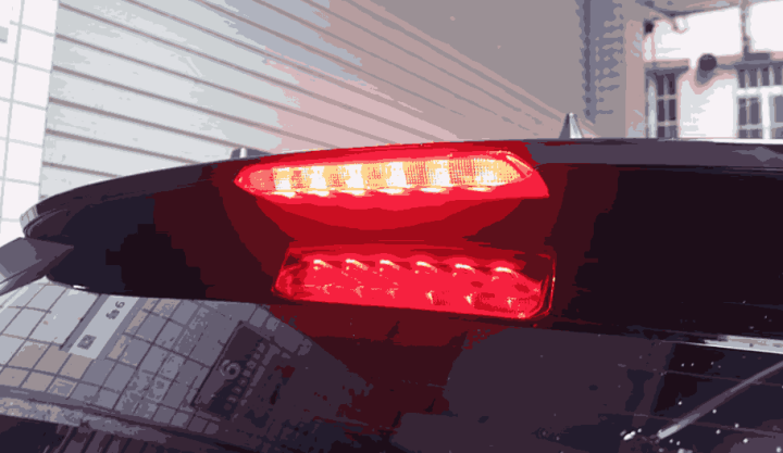 Module đèn phanh Subaru Forester